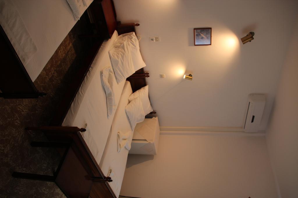 Cohyli Hotel إيرايون الغرفة الصورة